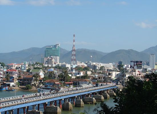 vietnam/nha-trang/landmark/tran-phu-bridge