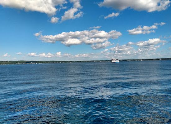 michigan/traverse-city/landmark/traverse-tall-ship-company