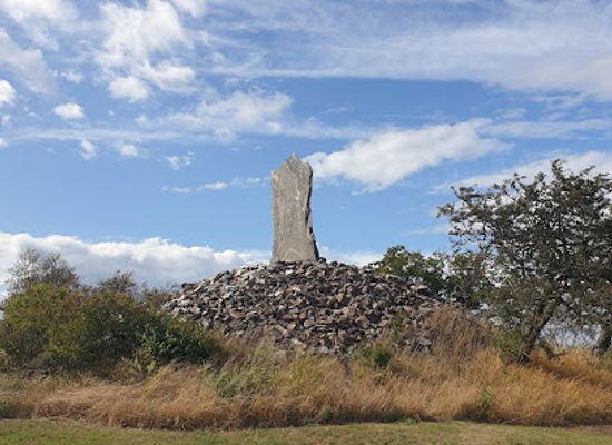 sweden/oland/landmark/the-hunt-stone