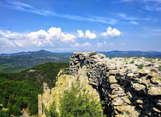 bulgaria/rhodope-mountains/landmark/castle-ustra