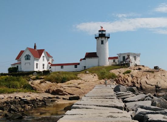 massachusetts/gloucester/landmark/eastern-point-lighthouse