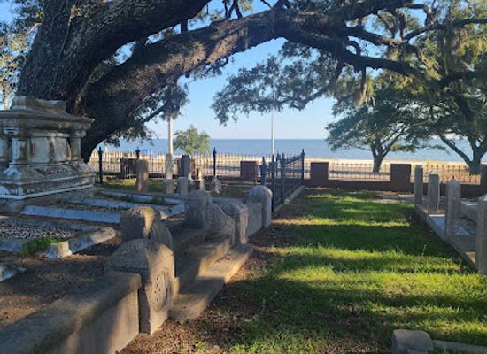 mississippi/biloxi/landmark/old-biloxi-cemetery