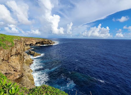 northern-mariana-islands/kagman/landmark/banzai-cliff-monument