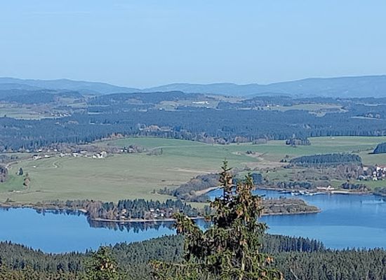 czechia/lipno-dam/landmark/vitkuv-castle