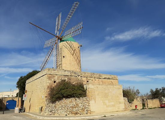 malta/xaghra/landmark/ta-kola-windmill