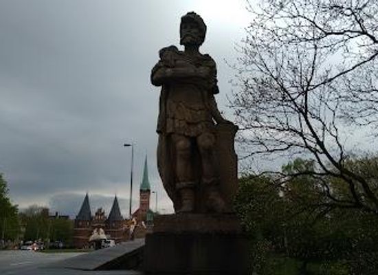 germany/lubeck/landmark/puppenbrucke