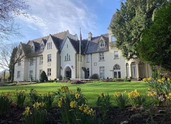 united-kingdom/gwent/restaurant/the-glen-yr-afon-house-hotel