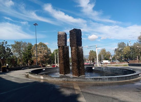 turkiye/bursa/landmark/floating-stone-statue