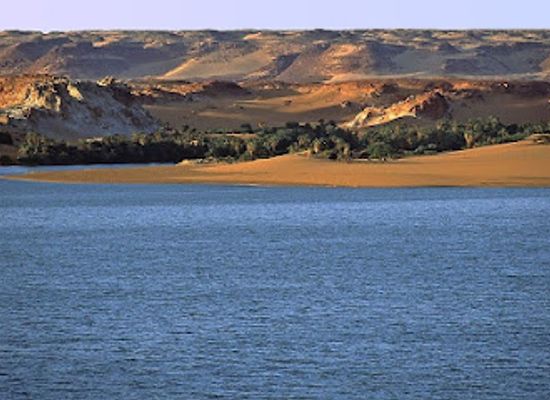 chad/borkou/landmark/lake-yoa