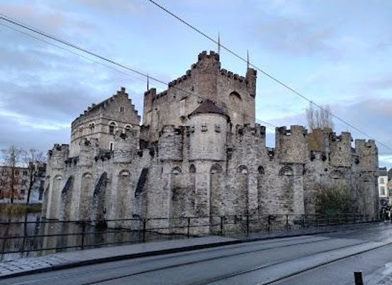belgium/east-flanders/landmark/sint-veerleplein