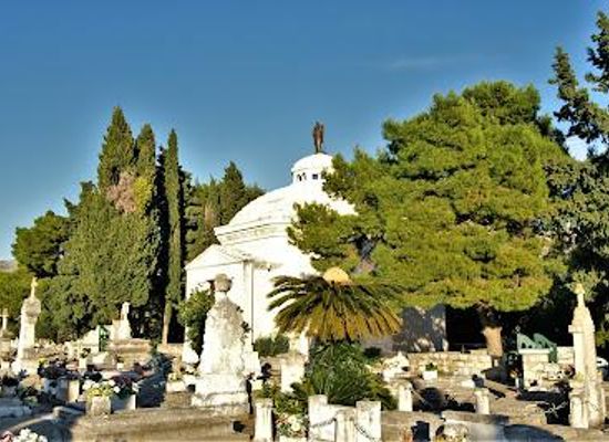 montenegro/old-herzegovina/landmark/cavtat-cemetery