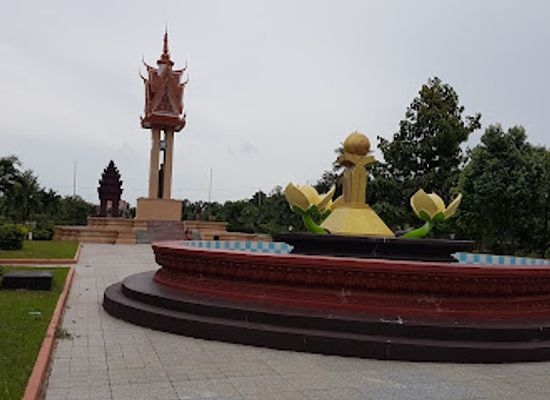 cambodia/kep-province/landmark/cambodia-vietnam-monument