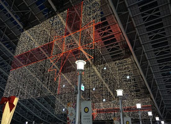 japan/osaka/umeda/landmark/osaka-station-city-square-of-space-time