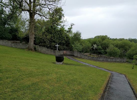 ireland/donegal-bay/landmark/famine-graveyard