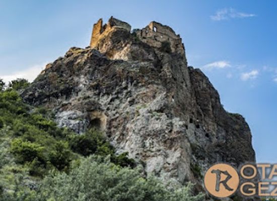 georgia/uplistsikhe/landmark/rkon-castle