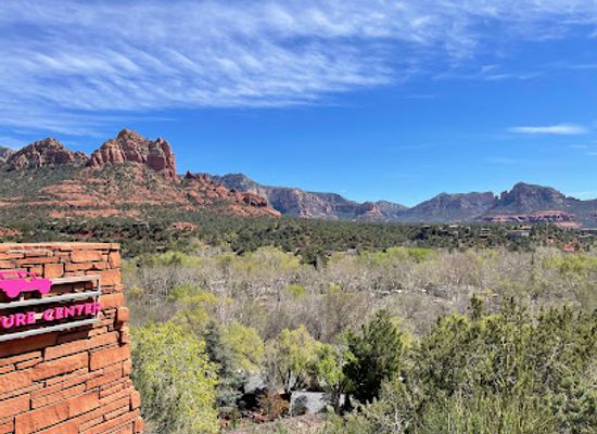 arizona/sedona/landmark/oak-creek-scenic-overlook