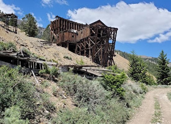 idaho/lost-river-valley/landmark/mackay-mine-historic-landmark