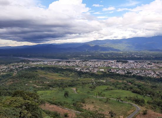 ecuador/macas/landmark/mirador-del-quilamo