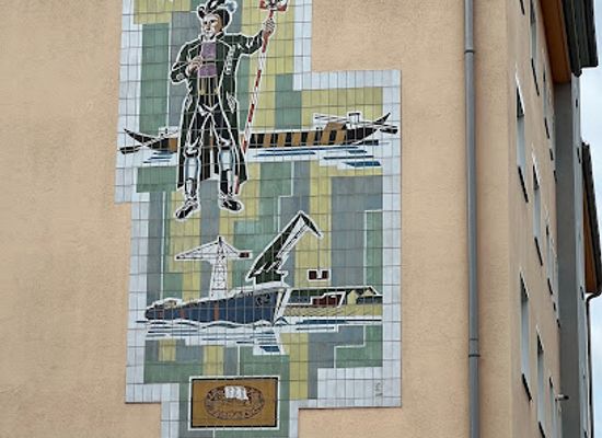 austria/linz/landmark/wandgemalde-schifffahrtsgeschichte