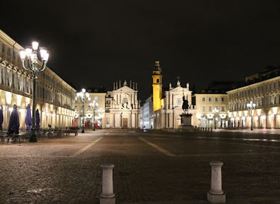 italy/turin/vanchiglia/landmark/monument-to-emmanuel-philibert