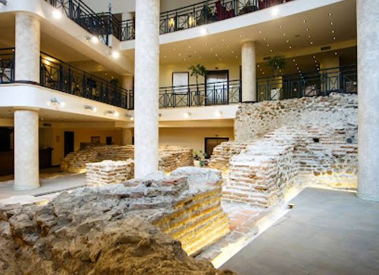 bulgaria/southwest-bulgaria/landmark/the-roman-amphitheatre-of-serdika