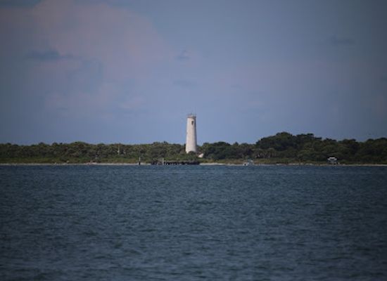 florida/tampa-bay-area/landmark/egmont-key-lighthouse
