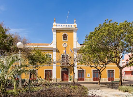 cabo-verde/praia/landmark/praia-city-hall