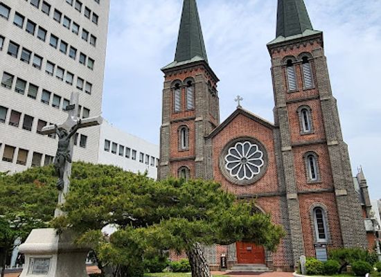 south-korea/daegu/landmark/gyesan-cathedral