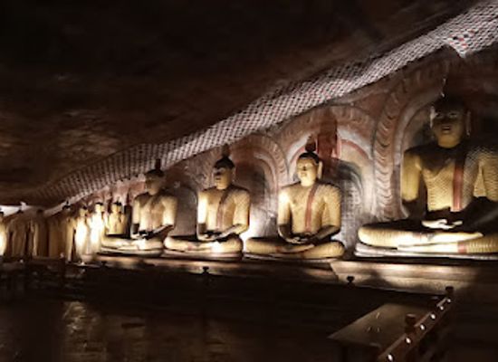 sri-lanka/dambulla/landmark/dambulu-rock-inscription