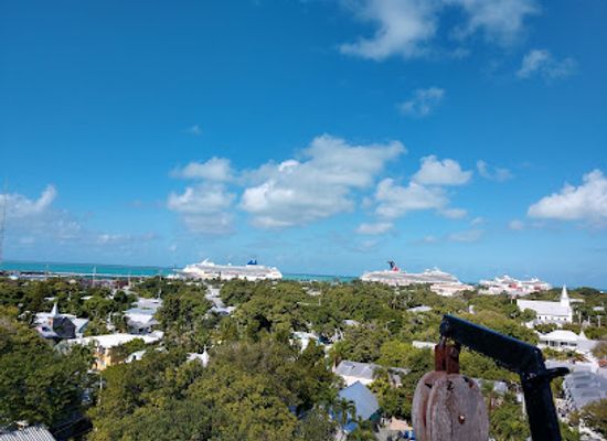 florida/florida-keys/landmark/key-west-lighthouse