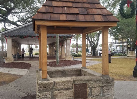florida/st-augustine/landmark/the-old-public-well