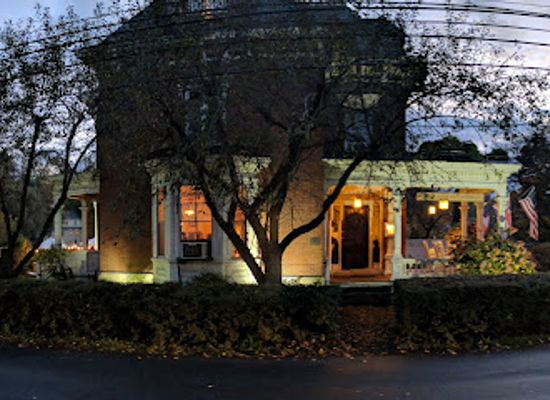vermont/upper-valley/landmark/quechee-historic-mill-district