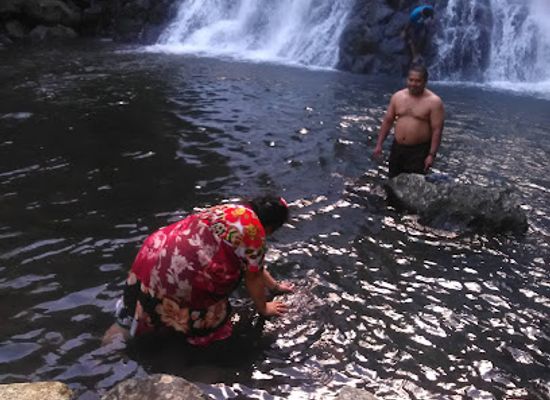 micronesia/woleai-atoll/landmark/kepirohi-waterfall