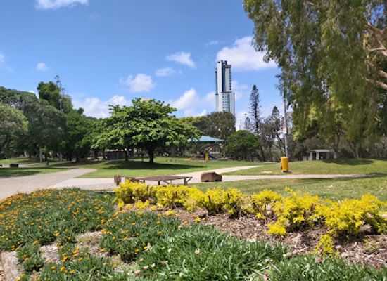 australia/surfers-paradise/landmark/macintosh-island-park