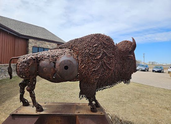 nebraska/grand-island/landmark/crane-trust-nature-visitor-center