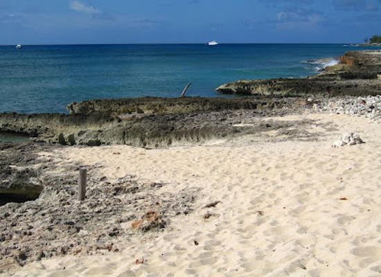 the-bahamas/rum-cay/landmark/hell-grand-cayman