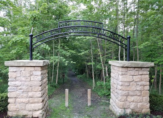 indiana/new-albany/landmark/silver-hills-historical-nature-trail-wildlife-sanctuary