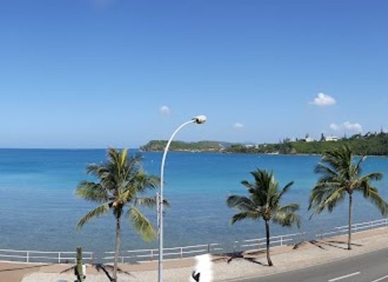 new-caledonia/baie-des-citrons/landmark/baie-des-citrons-shopping-complex