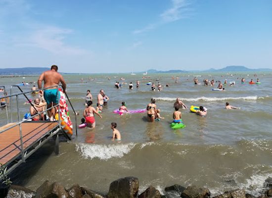 hungary/lake-balaton/landmark/sea-of-stones-szentbekkalla