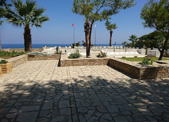cyprus/kyrenia-district/landmark/karaoglanoglu-cemetary