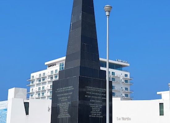 mexico/veracruz/landmark/obelisco
