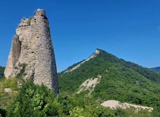 georgia/telavi/landmark/ujarma-fortress