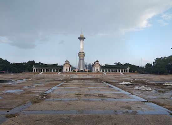 indonesia/southeast-sulawesi/landmark/tugu-religi-sultra