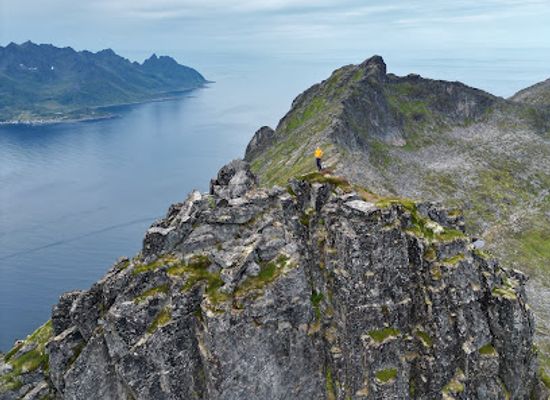norway/senja-island/landmark/inste-kongen
