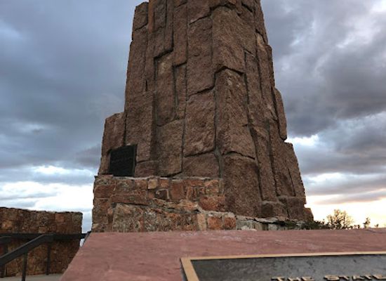 wyoming/laramie-county/landmark/henry-joy-monument