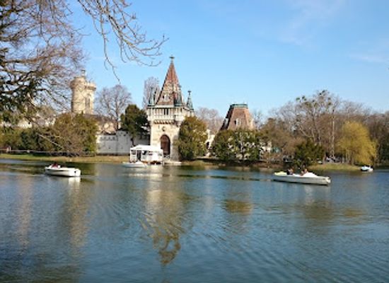 austria/thermenregion/landmark/laxenburg-castle-park
