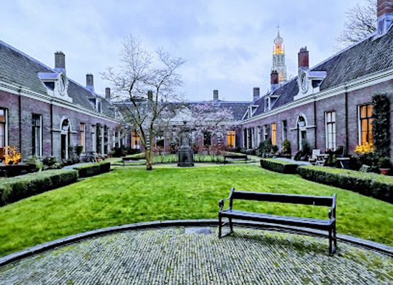 netherlands/haarlem/landmark/teylers-hofje