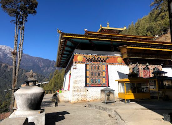 bhutan/paro-valley/landmark/lhading-lhakhang