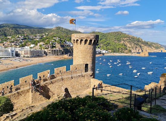 spain/costa-brava/landmark/muralles-de-tossa-de-mar