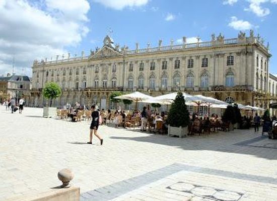 france/nancy/landmark/place-stanislas-rue-stanislas
